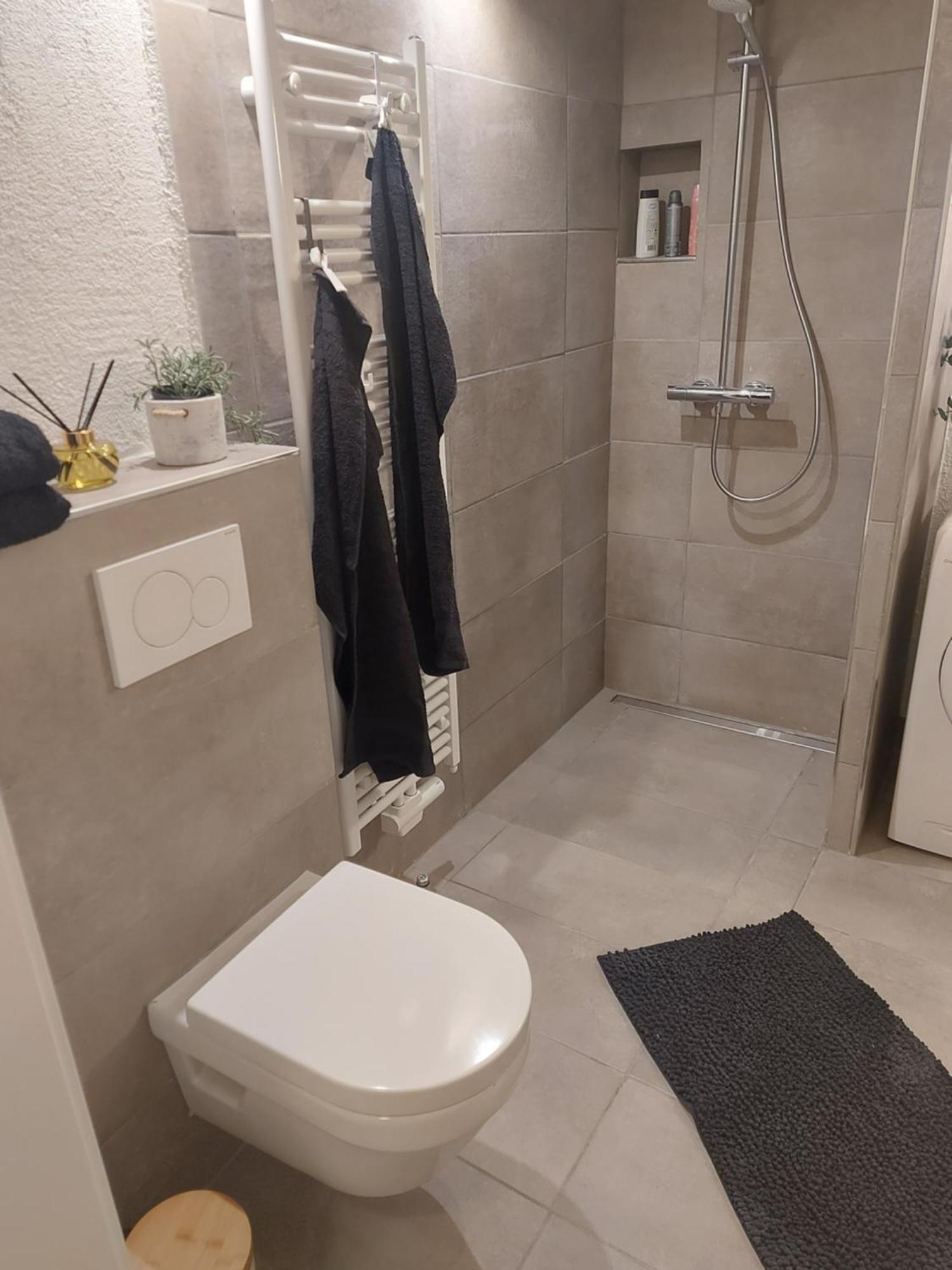 Ruhige, Zentrale Einliegerwohnung Im Kurpark バート・ヘルスフェルト エクステリア 写真