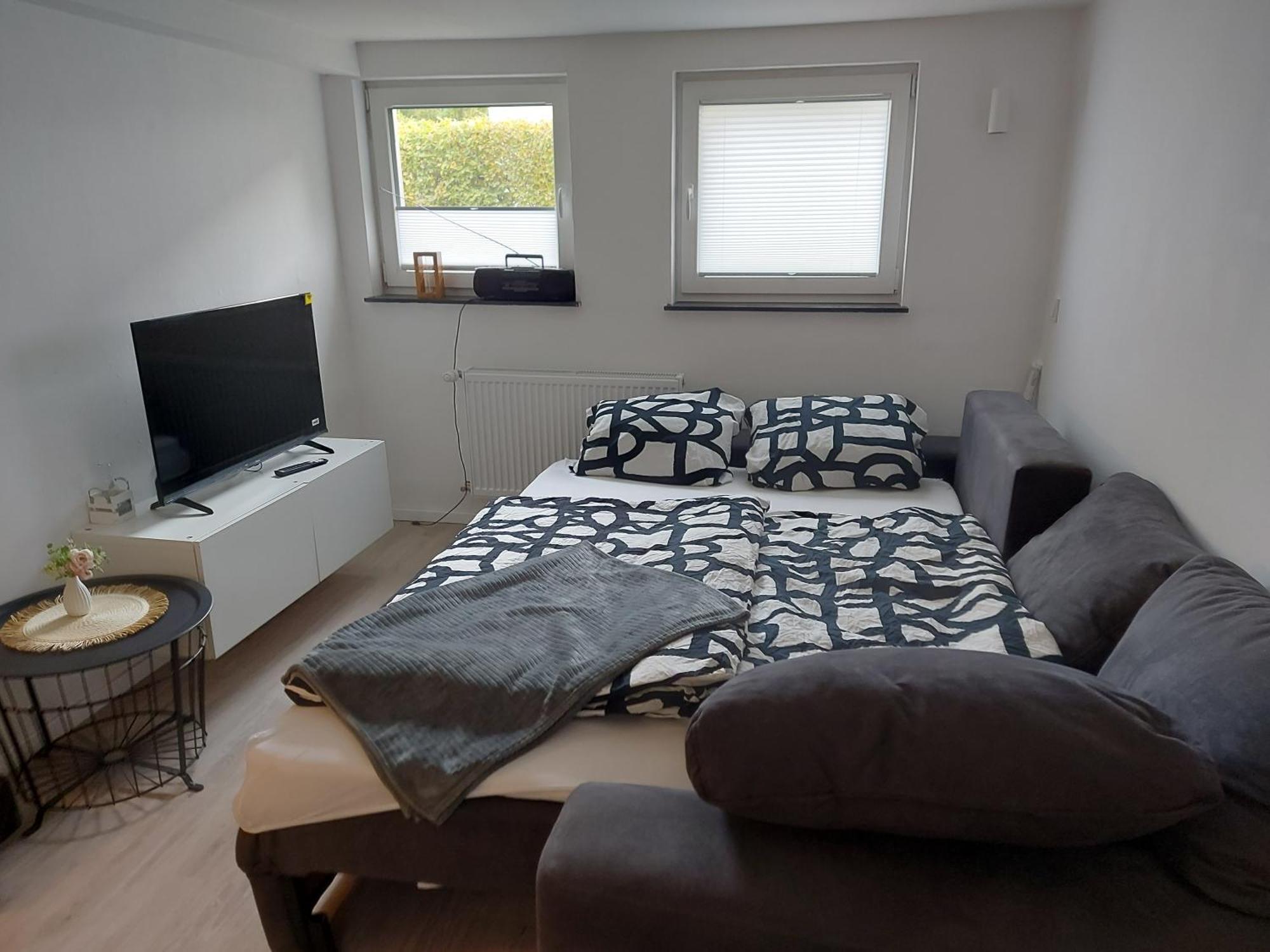 Ruhige, Zentrale Einliegerwohnung Im Kurpark バート・ヘルスフェルト エクステリア 写真